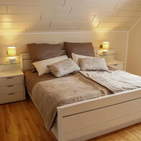 Holiday home Eifelwind Kamberg