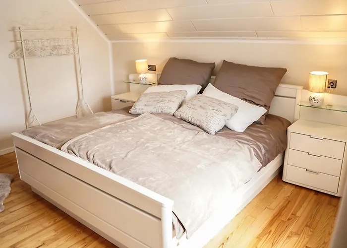 Eifelwind Kamberg بيت للعطل